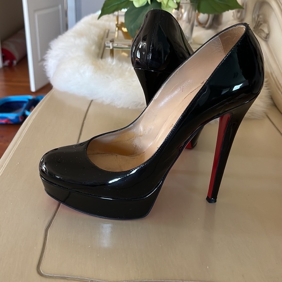 Christian louboutin black heels - Picture 5 of 13